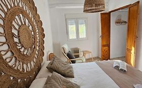 La Huerta Del Castillo Con Su Caz De Agua - Enjoy Life & Relax