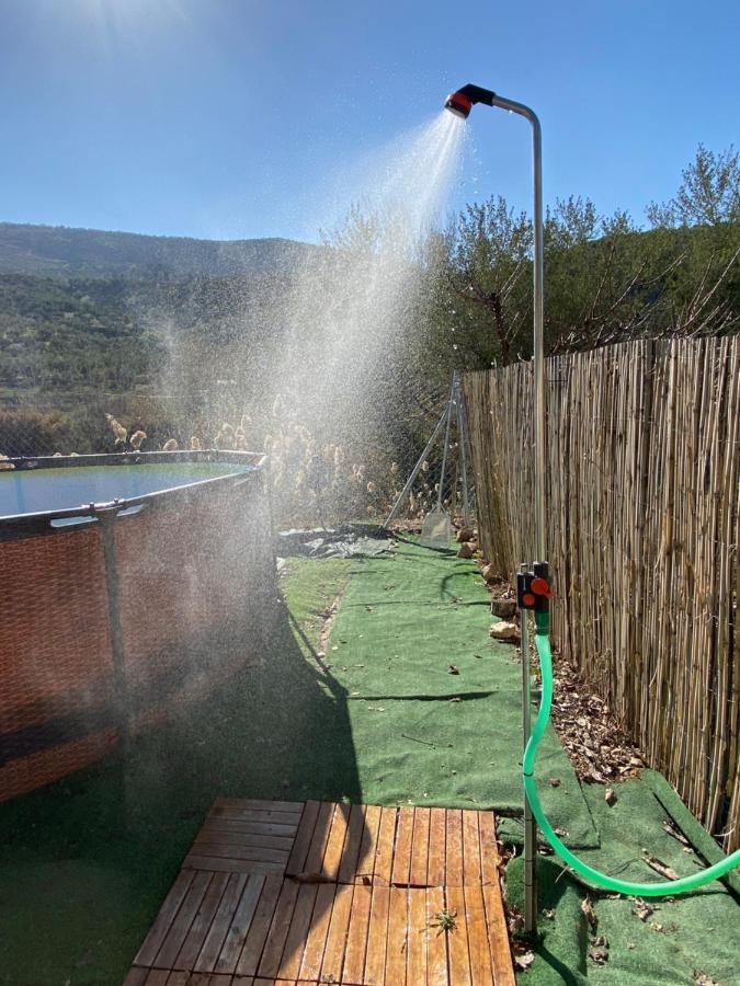 La Huerta Del Castillo Con Su Caz De Agua - Enjoy Life & Relax Castillo de Locubin Exterior photo